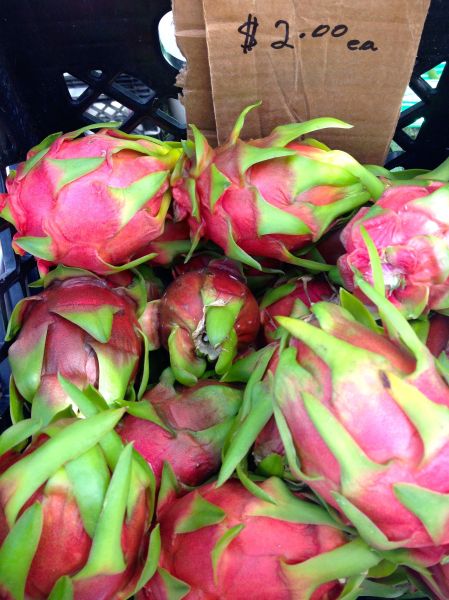 Dragon.Fruit.in.Crate